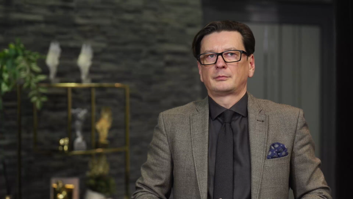 Po deregulacji łatwiej zostać agentem nieruchomości, ale klientom trudniej ocenić jego kompetencje. Trwają rozmowy o częściowym uregulowaniu zawodu Po deregulacji łatwiej zostać agentem nieruchomości, ale klientom trudniej ocenić jego kompetencje. Trwają rozmowy o częściowym uregulowaniu zawodu