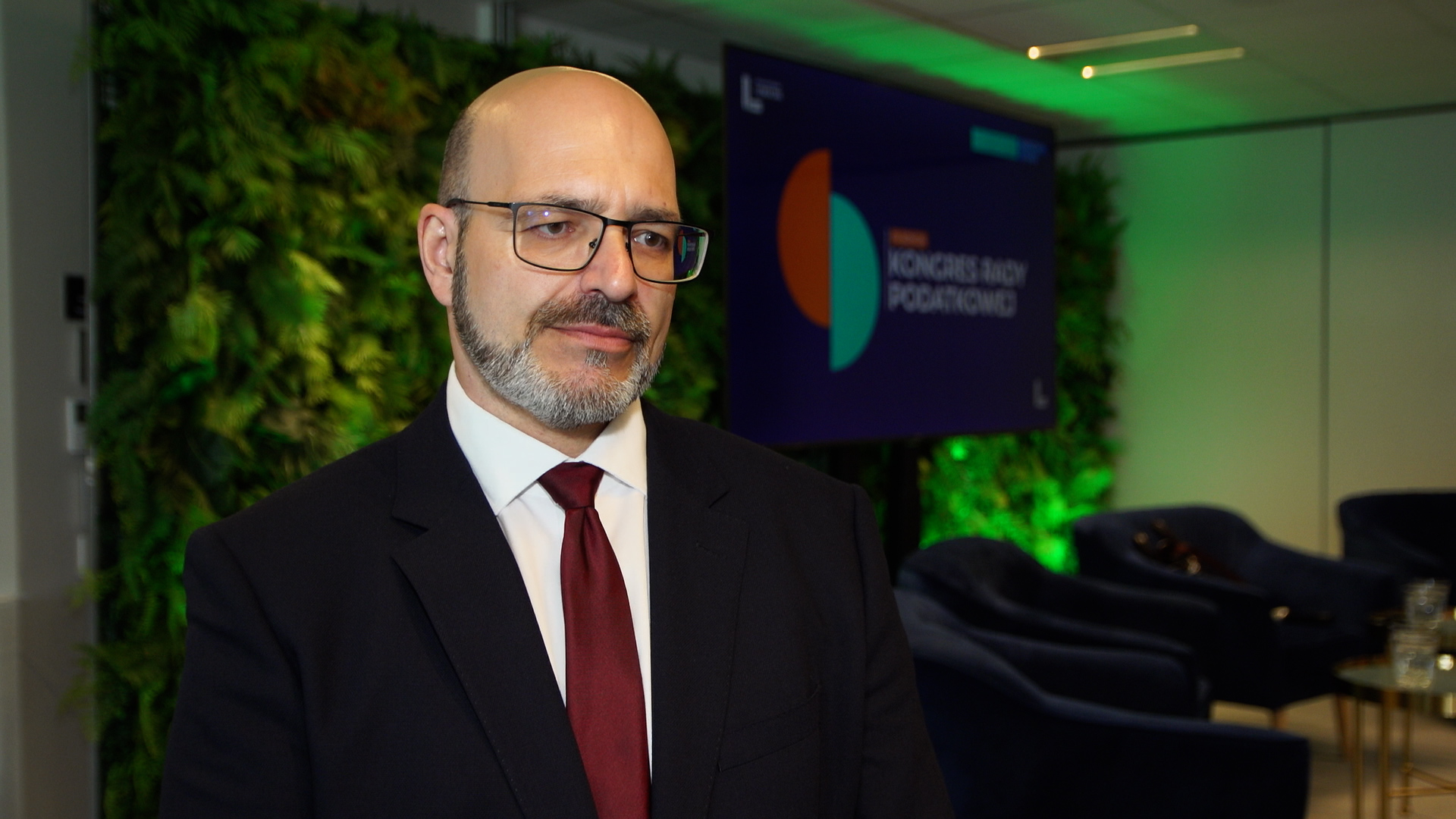 Resort finansów pracuje nad usprawnieniem KSeF. Przedsiębiorcy wystawiają raczej pozytywną ocenę systemowi Resort finansów pracuje nad usprawnieniem KSeF. Przedsiębiorcy wystawiają raczej pozytywną ocenę systemowi