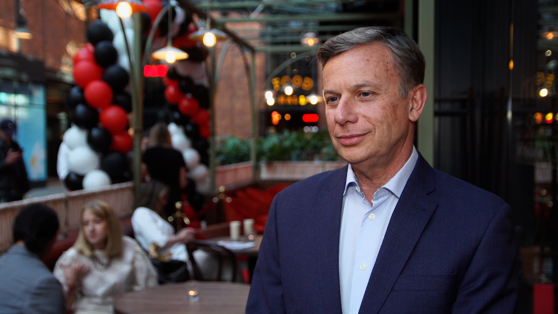 Restauratorzy działają w warunkach dużej niepewności. Polacy jednak nie rezygnują z jedzenia na mieście