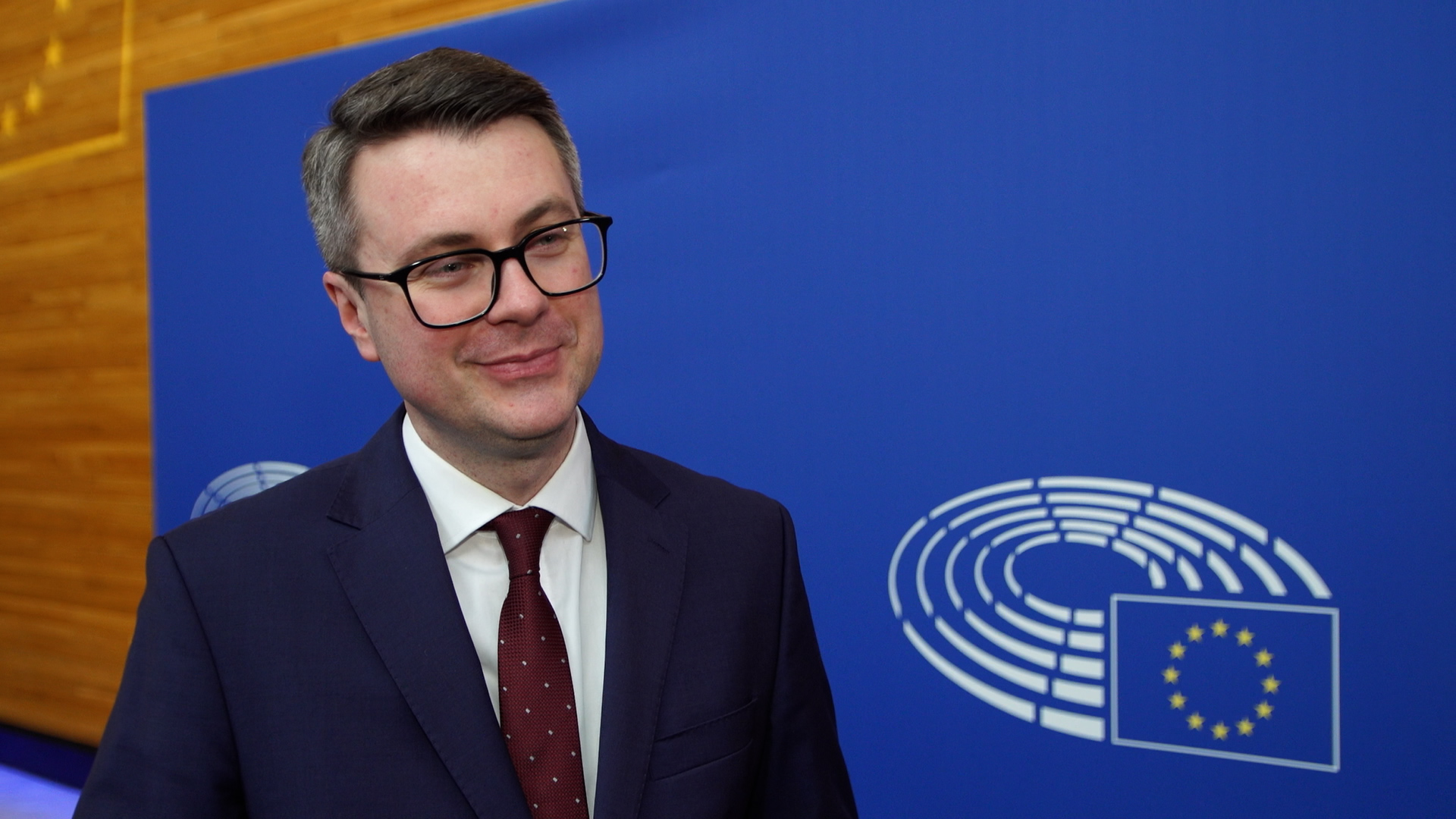 Do 10 marca trwa rekrutacja do pracy w instytucjach UE. Polacy w unijnej administracji wciąż są niedoreprezentowani Do 10 marca trwa rekrutacja do pracy w instytucjach UE. Polacy w unijnej administracji wciąż są niedoreprezentowani