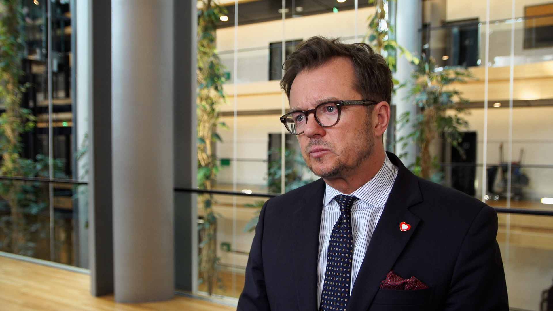 Europejski Rzecznik Praw Obywatelskich co roku pomaga tysiącom Europejczyków. Wiele skarg dotyczy migracji i wdrażania AI Europejski Rzecznik Praw Obywatelskich co roku pomaga tysiącom Europejczyków. Wiele skarg dotyczy migracji i wdrażania AI