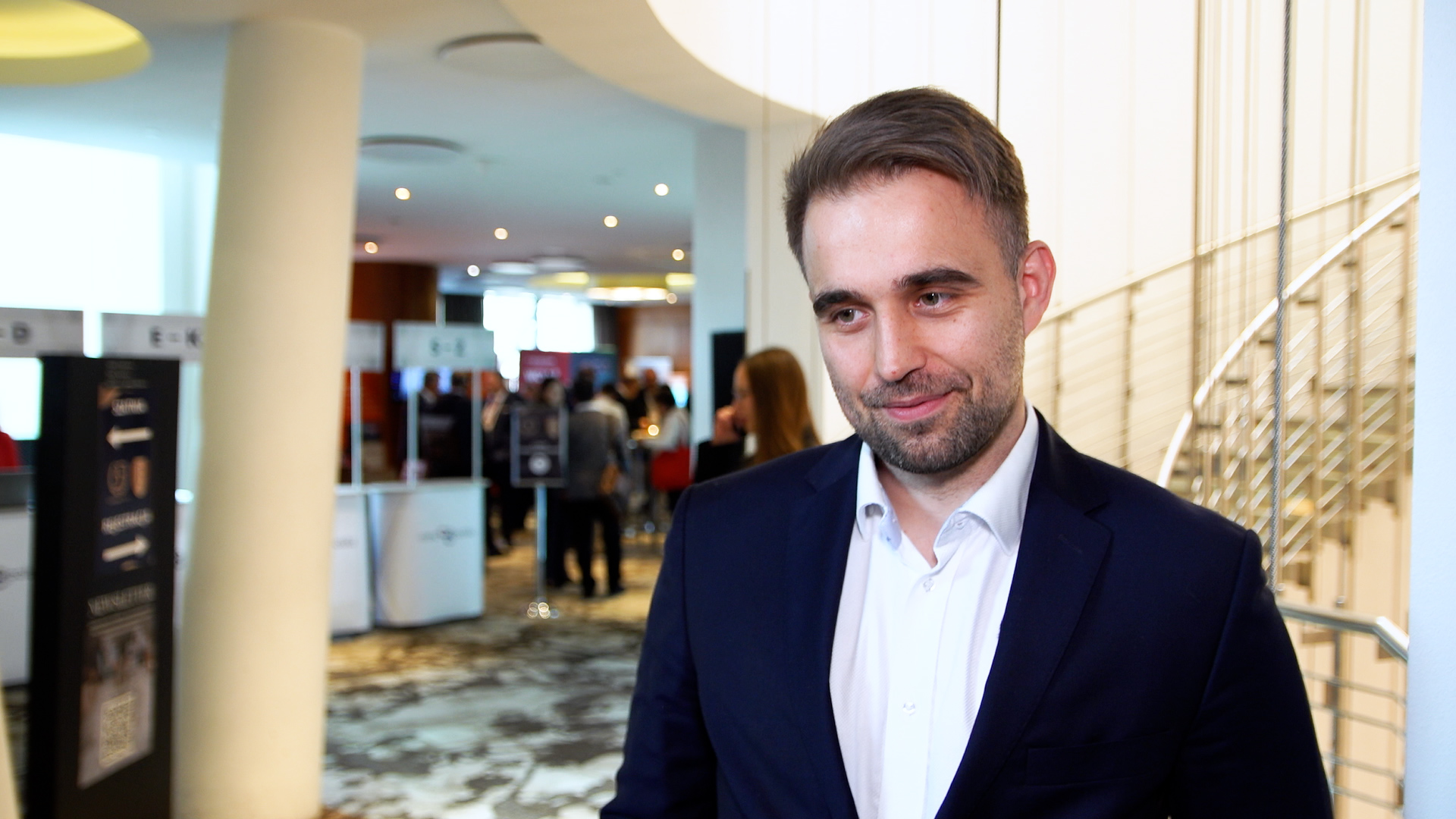 Sektor finansowy liderem wdrożeń AI. Za trzy lata praca z AI będzie codziennością pracowników banków Sektor finansowy liderem wdrożeń AI. Za trzy lata praca z AI będzie codziennością pracowników banków