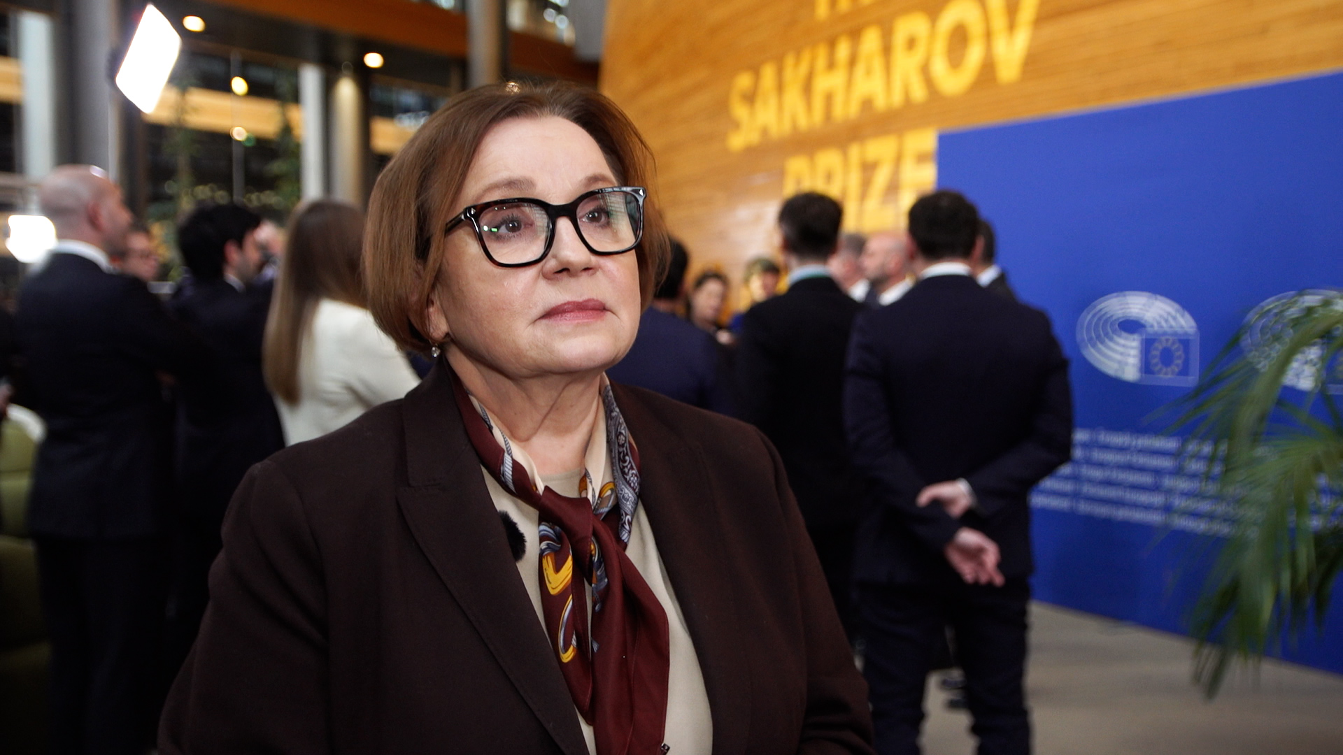 Komisja Europejska proponuje łagodniejsze wymogi dla sektora motoryzacyjnego. Chce ratować jego konkurencyjność