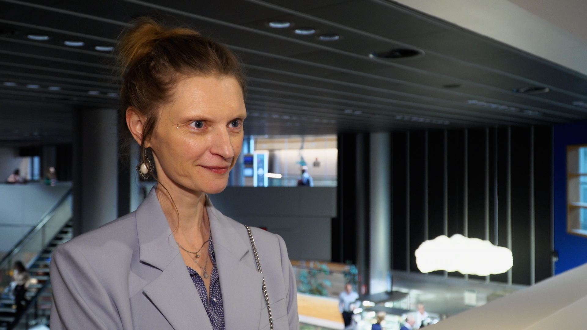 Agata Buzek: Nie interesuję się polityką dla polityki. Walki między lewicą i prawicą są dla mnie nieistotne, liczą się ich konsekwencje dla społeczeństwa