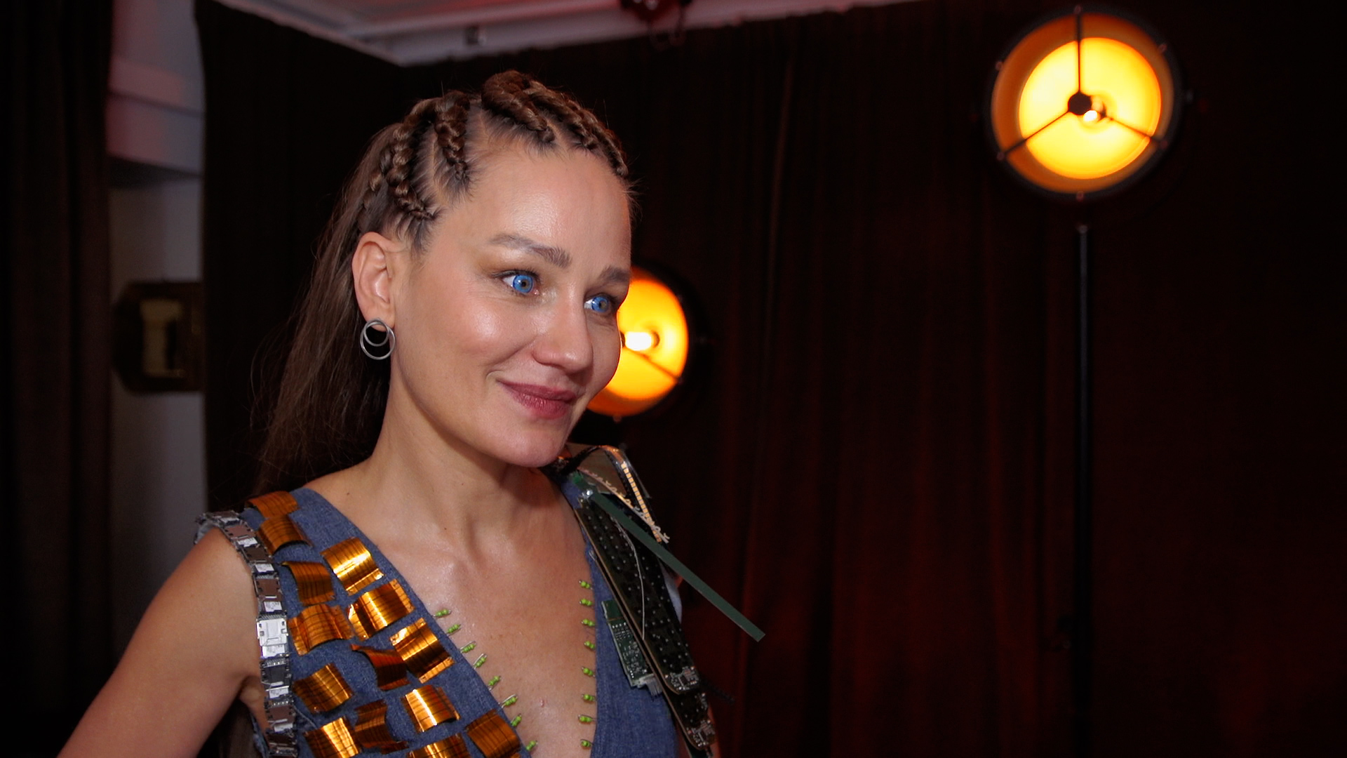 Marika: Wiosną razem z naszymi synkami jeździmy do szkoły na rowerach. Zaczynamy dzień nie od auta, korków i irytacji, ale od przyjemności