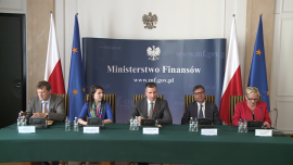 konferencja prasowa w Ministerstwie Finansów, minister finansów Mateusz Szczurek [zdjęcia wideo]