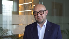 Rynek piwa kurczy się w I półroczu 2025 roku. Zła pogoda w maju przyniosła 12-proc. spadek sprzedaży Strona główna