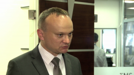 TMS Brokers: złoty może we wrześniu lub październiku mocniej się osłabić