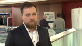 Polacy sięgają po naturalne produkty. Rośnie sprzedaż jogurtów naturalnych i greckich Wszystkie newsy