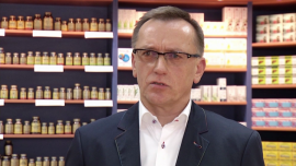 Zmiany w prawie farmaceutycznym uderzą w rodzime, małe i średnie firmy. Do nich należy 96 proc. aptek w Polsce Wszystkie newsy