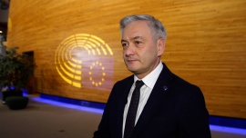 Europosłowie chcą bardziej asertywnej postawy UE w relacjach handlowych z USA. Konieczne zwiększanie autonomii Europy