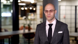 Pracownicy obsługi klienta mierzą się z falą hejtu. Branża chce zmiany standardów komunikacji Strona główna