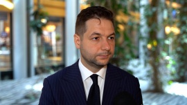 Kończy się 90-dniowe moratorium na cła nałożone przez Donalda Trumpa. Negocjacje UE–USA na razie bez porozumienia Wszystkie newsy