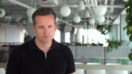 Sztuczna inteligencja zmienia krajobraz rynku pracy w IT. Wpływa na branżę mocniej niż jakakolwiek inna technologia wcześniej