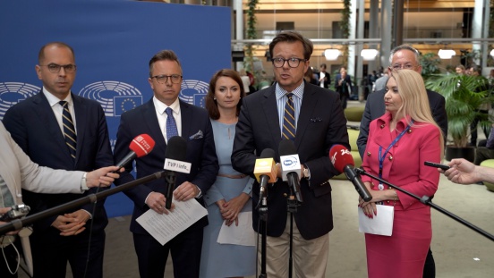 Konferencja europosłów PO, m.in. ws. uchylenia immunitetu Grzegorza Brauna - 6 maja 2025 r. [surówka]