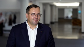 Zakaz trzymania psów i kotów na łańcuchach coraz bliżej. Nowe przepisy czekają na podpis prezydenta