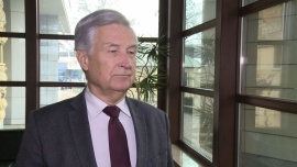 P. Kuczyński: Grexit w ostatecznym rozrachunku mógłby być korzystny i dla Grecji, i dla euro News powiązane z ke