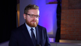 UE coraz bardziej odstaje od USA i Chin w rozwoju AI. To zagraża dobrobytowi i pozycji geopolitycznej Europy News powiązane z Meta