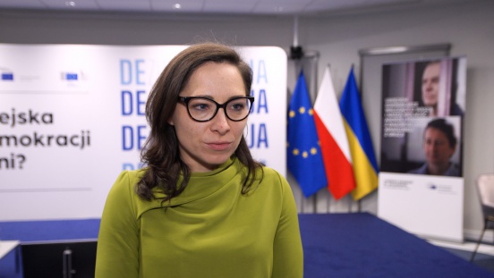 Walka z dezinformacją zależy od platform cyfrowych. Potrzebna modyfikacja algorytmów