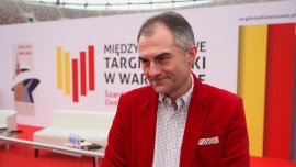 Sztuczna inteligencja coraz częściej wspiera pisarzy. Literacki konkurs Biedronki po raz pierwszy otwarty dla twórców korzystających z AI News powiązane z konkurs literacki Piórko