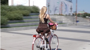 Skokowy wzrost popularności rowerów. Polacy coraz częściej wybierają je zamiast samochodów [DEPESZA] Wszystkie newsy
