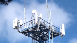 Operatorzy telekomunikacyjni uruchamiają tysiąc nowych stacji bazowych rocznie. To okazja na zarobek dla właścicieli gruntów Strona główna
