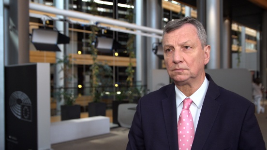 Kraje dotknięte powodzią z 2024 roku z dodatkowym wsparciem finansowym. Europosłowie wzywają do budowy w UE lepszego systemu reagowania na kryzysy