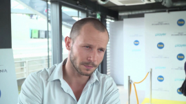 Mateusz Banasiuk: zostałem aktorem, żeby pracować w takich serialach jak „Pod powierzchnią” Wyniki wyszukiwania: por