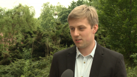 Waga Polaków wciąż niebezpiecznie wzrasta. To efekt odwróconej piramidy żywieniowej