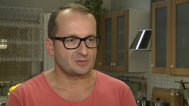 Członkowie Kabaretu Moralnego Niepokoju: zasadniczo nie zgadzamy się ze sobą, często spieramy się i czasem nawet bijemy