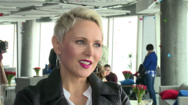 Anna Samusionek uczy kobiety, jak nie poddawać się negatywnym emocjom