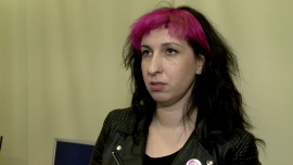 Pisarka Sylwia Chutnik: politycy grają gender jak kiedyś Żydami czy homoseksualistami