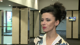Anna Iberszer: czasem trzeba rzucić dżinsy, założyć suknię i być kobietą