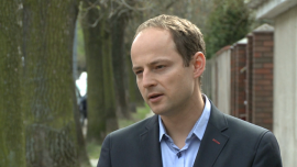 Coraz więcej klientów zamawia taksówkę przez aplikację mobilną