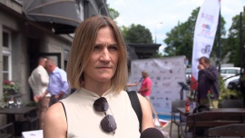 Iwona Guzowska: Aby nie produkować kolejnych elektrośmieci, staram się nie używać baterii. Bliska jest mi też idea przerabiania starych rzeczy na coś innego News powiązane z działania proekologiczne