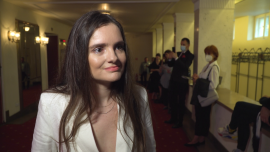 Maria Niklińska: Jestem za naturalnością, ale nie będę krytykować osób poprawiających sobie urodę. Każdy może mieć inną estetykę, szanujmy się nawzajem