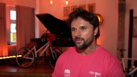 Qczaj: Kiedyś na każde wyjście musiałem kupić sobie coś nowego. Teraz już nie chcę kupować kolejnych garniturów, by potem wyrzucać je na śmietnik News powiązane z segregacja śmieci