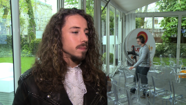 Michał Szpak: na maturę poszedłem z pomalowanymi paznokciami i z niebieskimi kreskami na powiekach