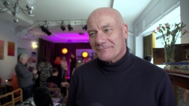 Piotr Zelt: Nie latam po sklepach i nie zawalam sobie szafy jakimiś niepotrzebnymi ciuchami. Mam sporo ubrań, które mają po 20 lat, i cały czas je noszę News powiązane z second hand