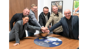 ZbudujPrzyczepe.pl i Niewiadów łączą siły. Powstaje gigant technologiczny rynku mobilności Biuro prasowe