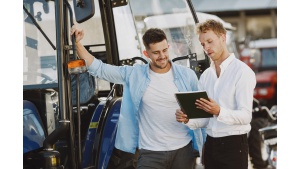 Jak przygotować firmę transportową na obowiązkowy montaż tachografów w 2026 roku? Biuro prasowe