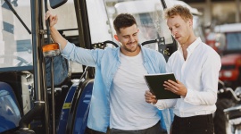 Jak przygotować firmę transportową na obowiązkowy montaż tachografów w 2026 roku?