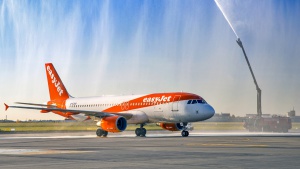 Warszawa 158. portem lotniczym w siatce połączeń easyJet Biuro prasowe