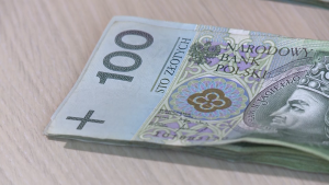 Nie każdy ekspert z TikToka jest jak Warren Buffett. Jak rozpoznawać rzetelne informacje o inwestowaniu? Biuro prasowe
