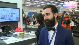 Grafen wkracza do branży odzieżowej. Powstały inteligentne tkaniny tekstylia pozwalające kontrolować urządzenia elektroniczne