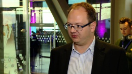 Symulator wirtualnej rzeczywistości rozwinie umiejętności młodych chirurgów. Pozwoli na nauczenie się eksperymentalnej metody operowania bez pozostawiania blizn