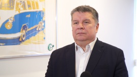 Nowe programy dopłat do zakupu elektryków mogą ruszyć w przyszłym roku. Sprzedawcy apelują o wyższe kwoty i brak limitów cenowych