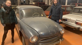 Wystawa zabytkowych samochodów w F.S.O. PARK