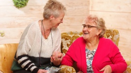 Polscy seniorzy mają prawo do godnej opieki - Światowy Dzień Praw Osób Starszych
