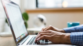 Jak znaleźć pracownika przez Internet? 3 skuteczne sposoby Biuro prasowe